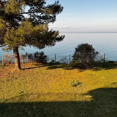 Sunshine House Offering Spectacular Views To Olymp A Apartment *