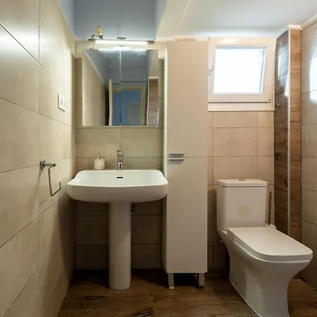 Apartamento Sunshine House Offering Spectacular Views To Olymp A Néa Iráklia