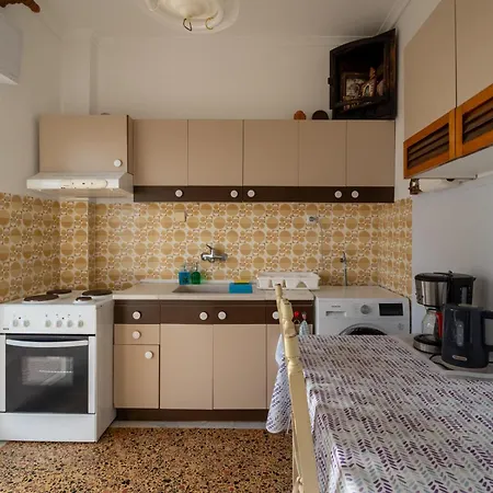 Sunshine House Offering Spectacular Views To Olymp A Apartamento