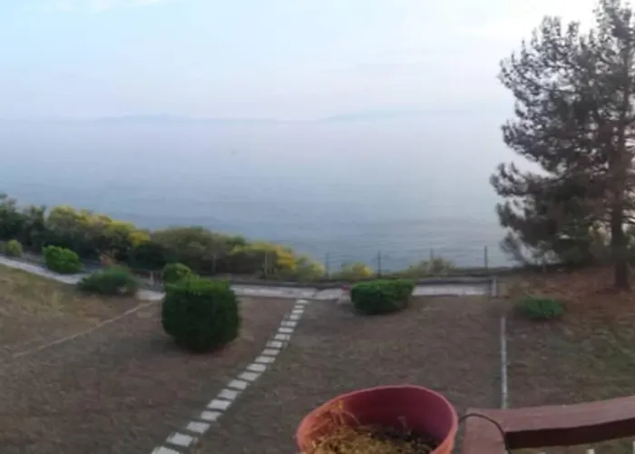 Sunshine House Offering Spectacular Views To Olymp A Daire