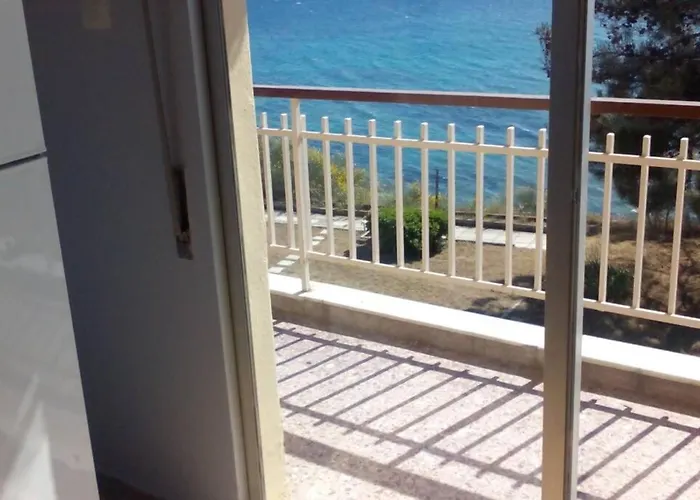 Sunshine House Offering Spectacular Views To Olymp A Nea Iraklia